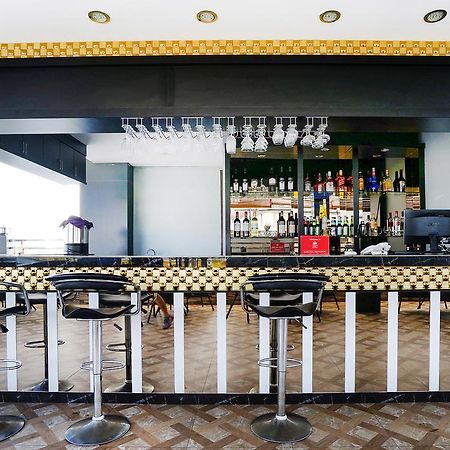 Cardinal Lucky Star Hotel Batam Ngoại thất bức ảnh